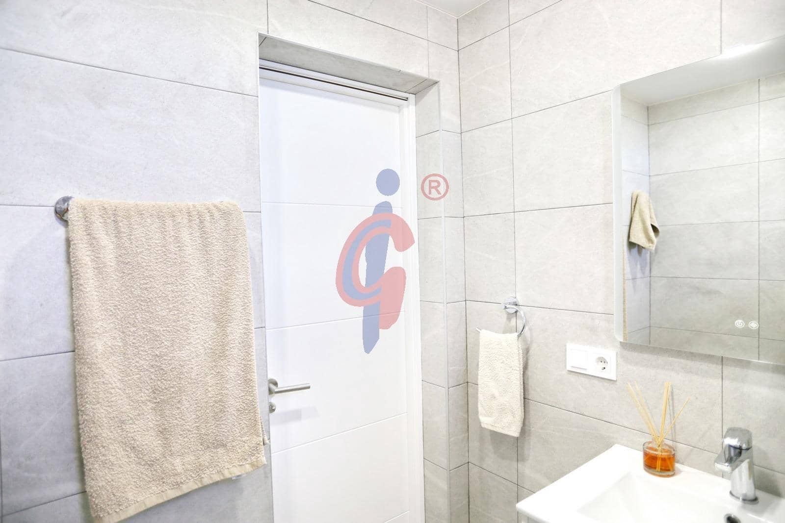3 bedroom Apartment for sale in Guardamar del Segura - € 239,990 (Ref: 10174076)