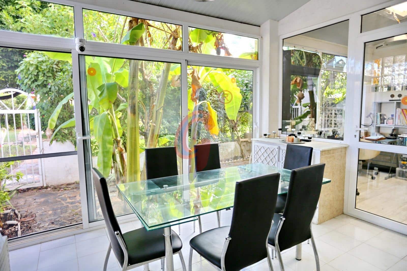 Adosado de 3 habitaciones en Guardamar del Segura en venta con piscina - 289.990 € (Ref: 10174662)
