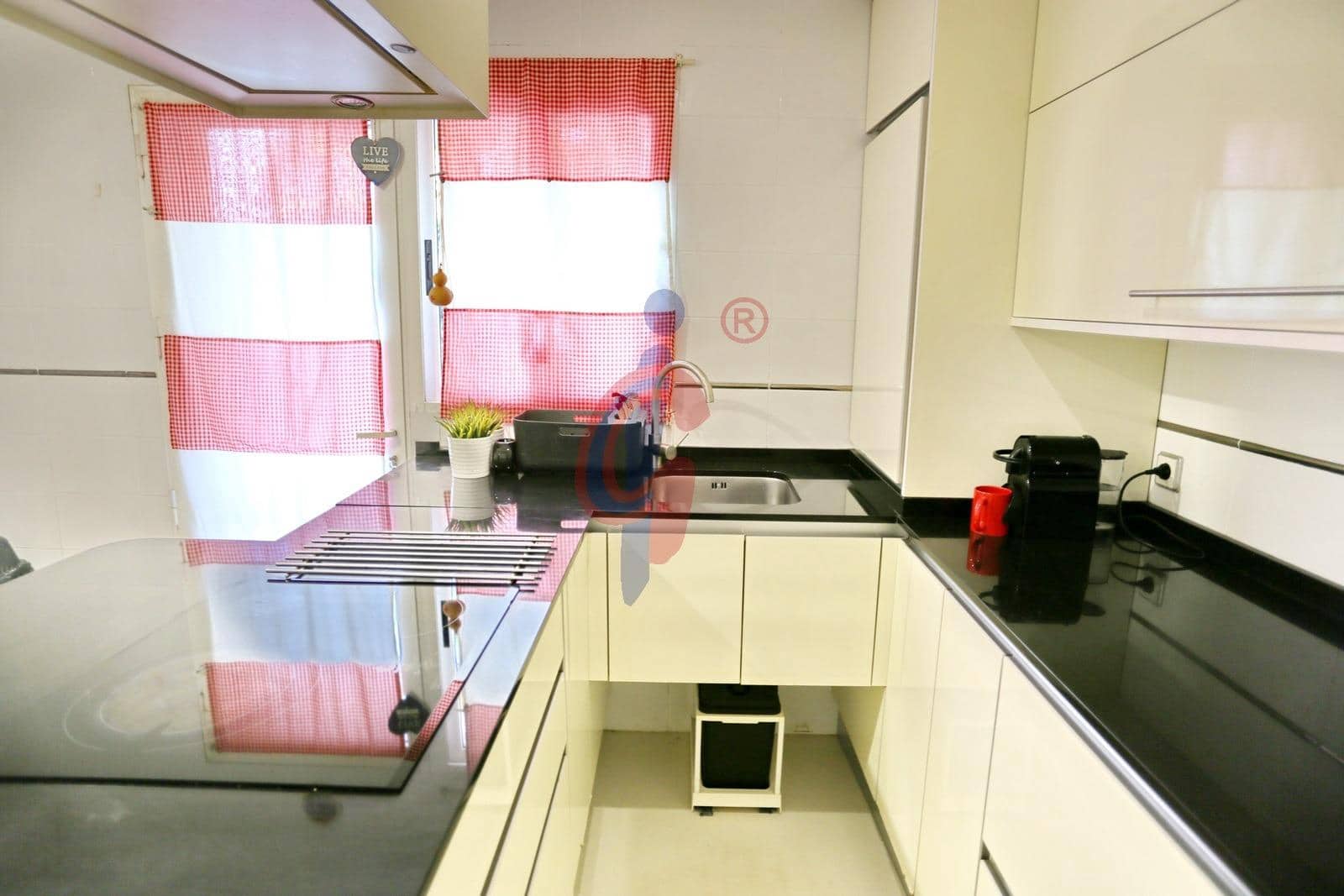 Adosado de 3 habitaciones en Guardamar del Segura en venta con piscina - 289.990 € (Ref: 10174662)