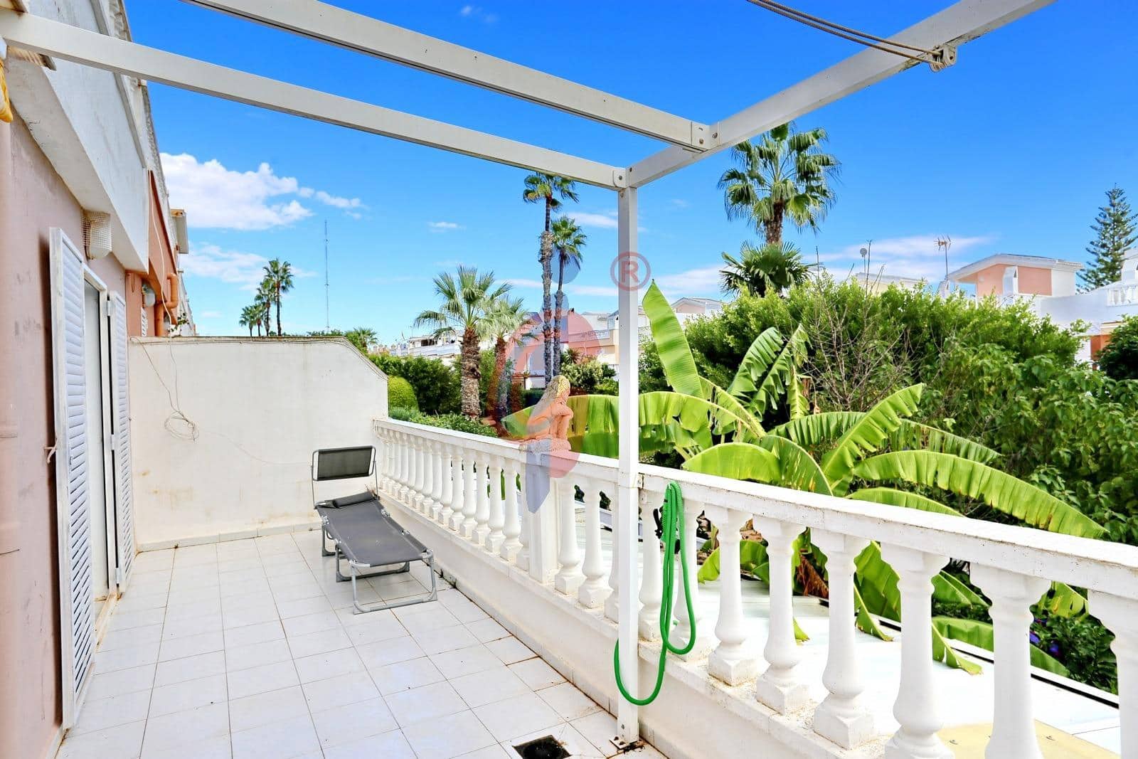 Adosado de 3 habitaciones en Guardamar del Segura en venta con piscina - 289.990 € (Ref: 10174662)