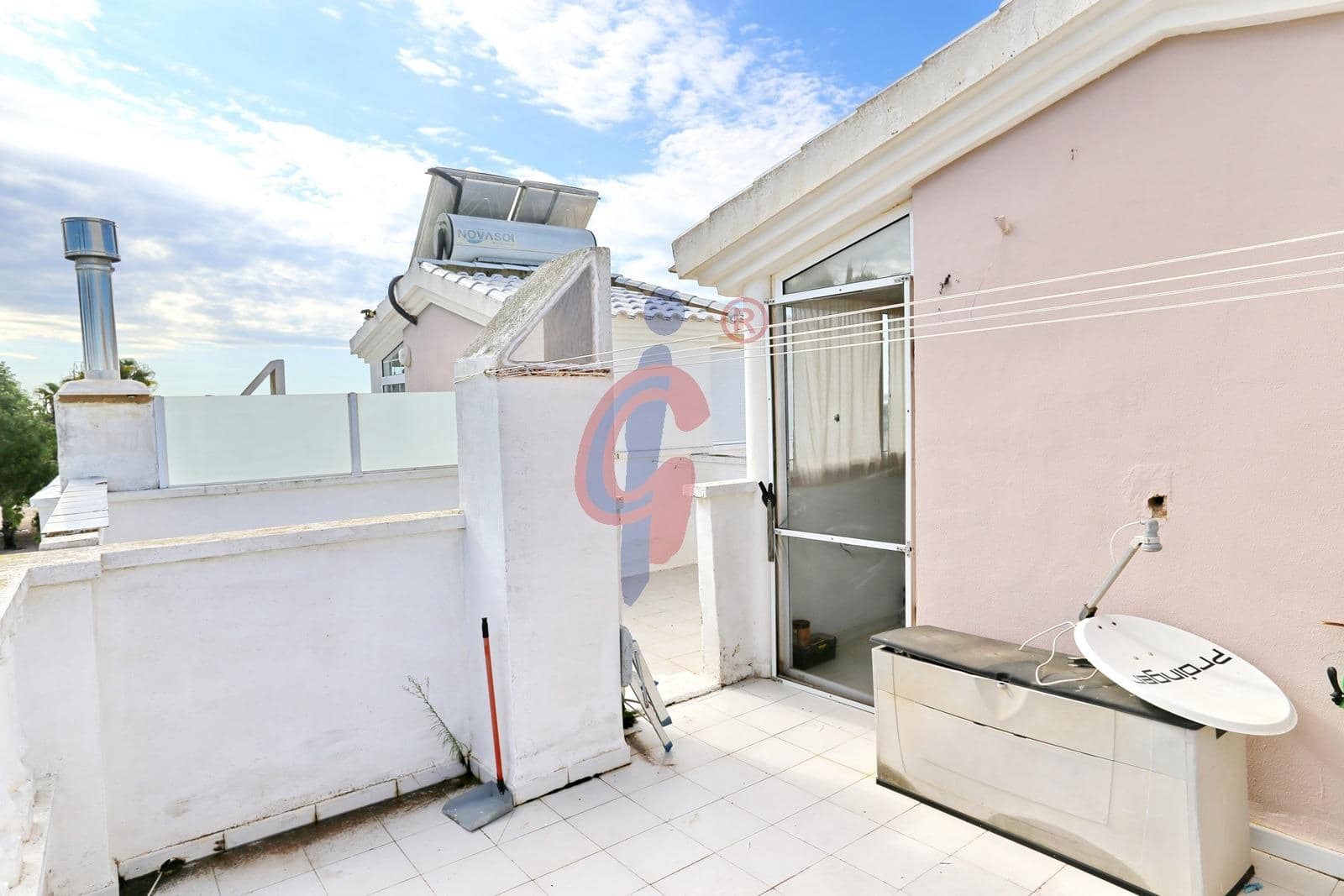 Adosado de 3 habitaciones en Guardamar del Segura en venta con piscina - 289.990 € (Ref: 10174662)