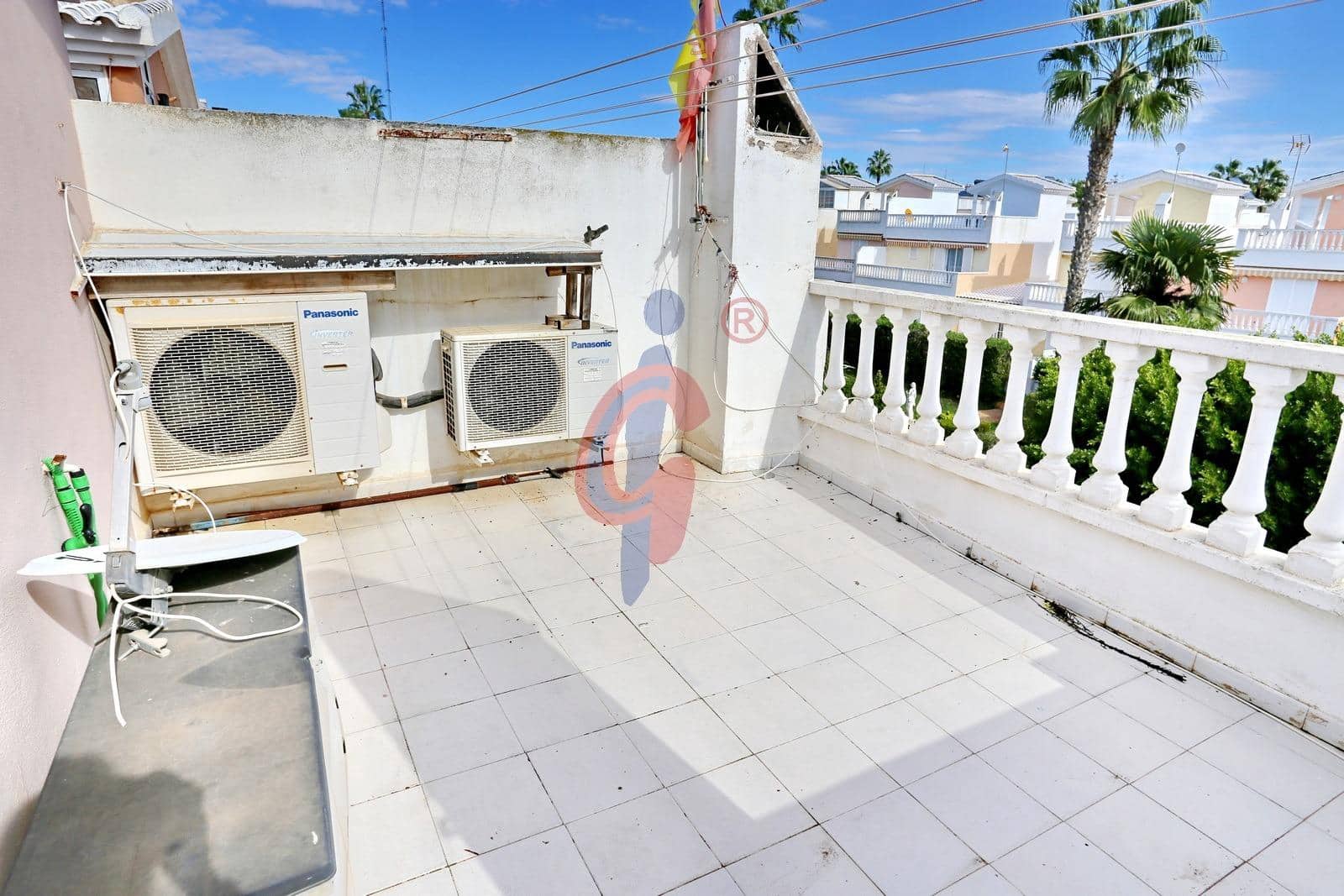 Adosado de 3 habitaciones en Guardamar del Segura en venta con piscina - 289.990 € (Ref: 10174662)