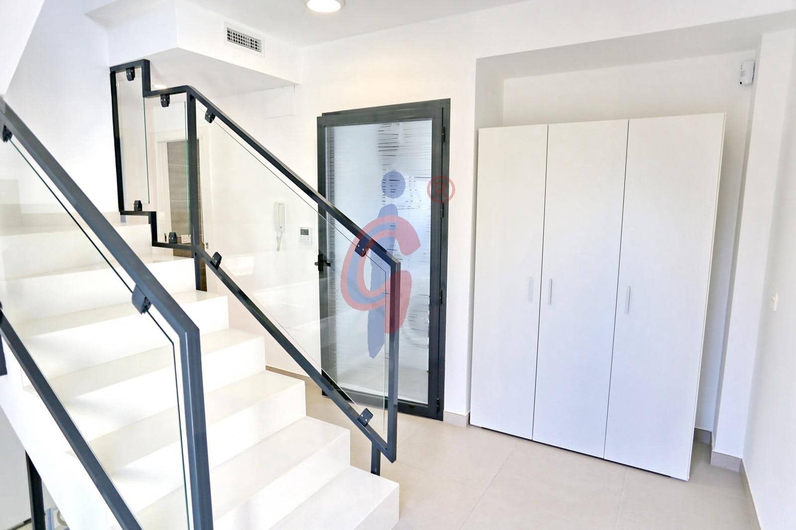 3 soveværelse Villa til salg i Guardamar del Segura med swimmingpool garage - € 470.000 (Ref: 10177316)