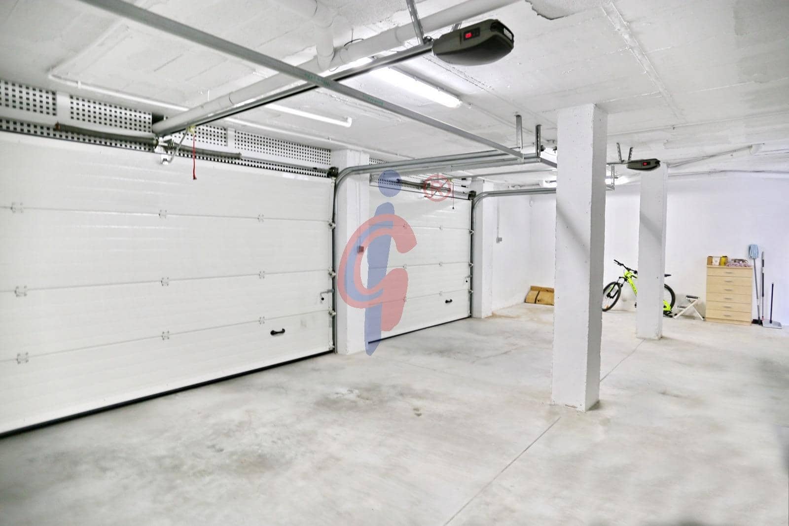 3 soveværelse Villa til salg i Guardamar del Segura med swimmingpool garage - € 470.000 (Ref: 10177316)