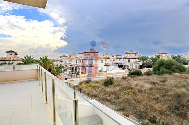 3 chambre Appartement à vendre à El Pinet, Elche / Elx avec piscine garage - 319 990 € (Ref: 10185062)
