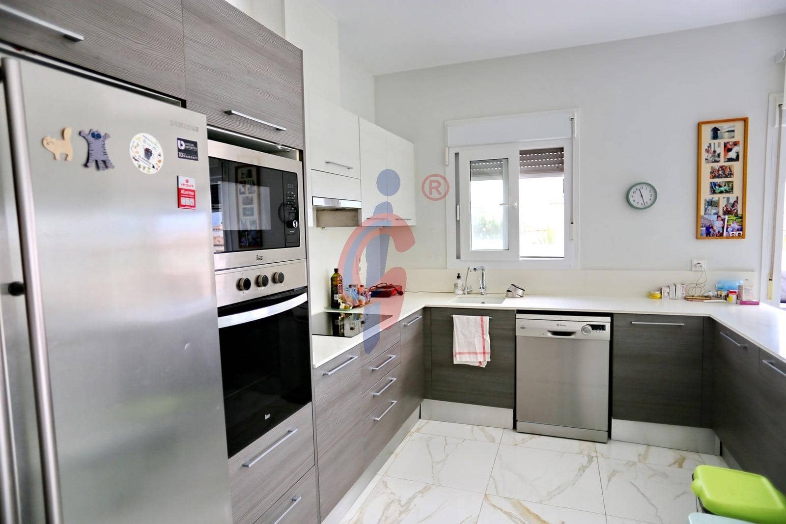 3 chambre Appartement à vendre à El Pinet avec piscine garage - 319 990 € (Ref: 10185062)