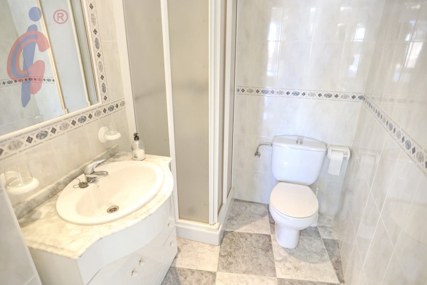 Erhverv til salg i Guardamar del Segura - € 129.000 (Ref: 6023592)