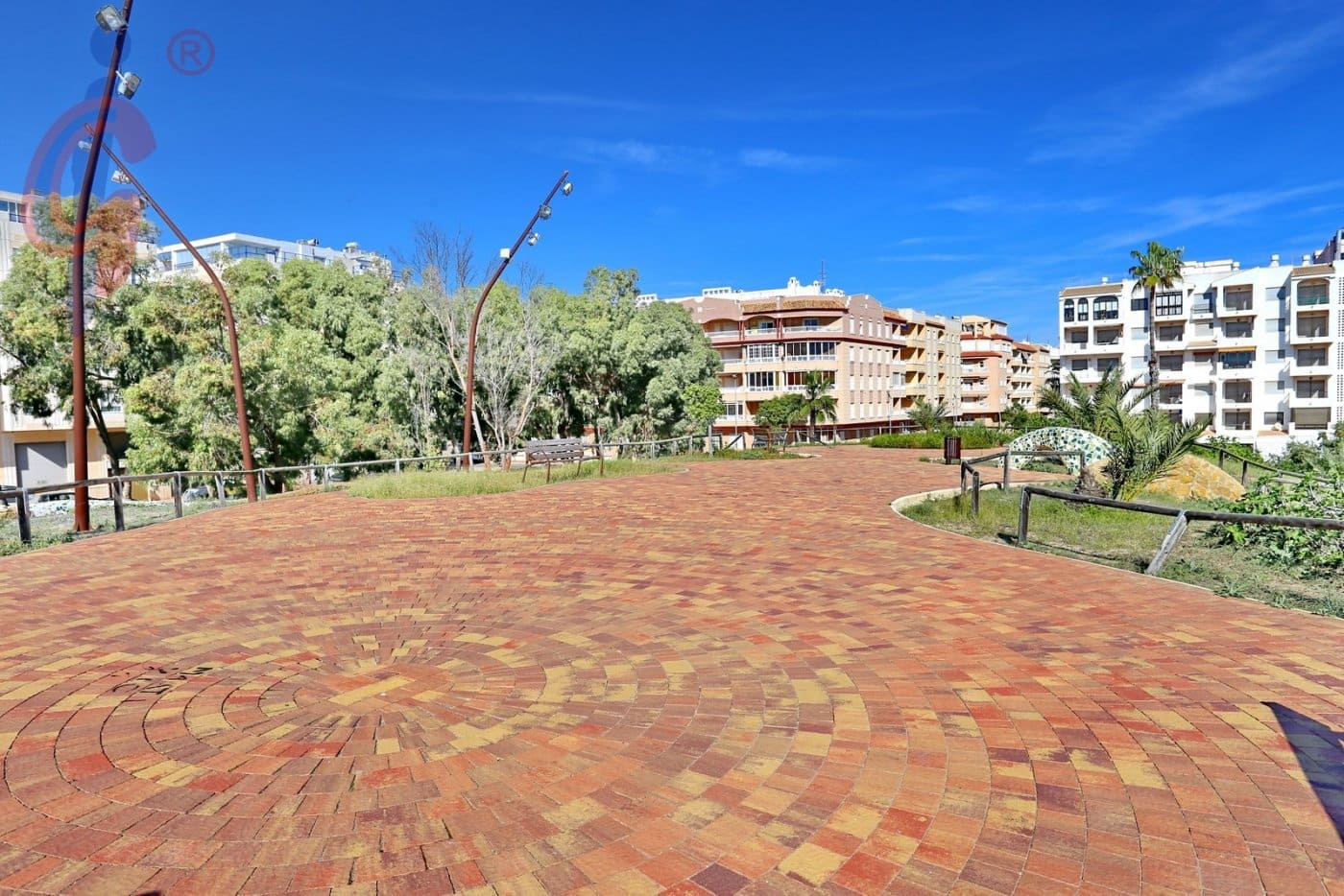 Erhverv til salg i Guardamar del Segura - € 129.000 (Ref: 6023592)