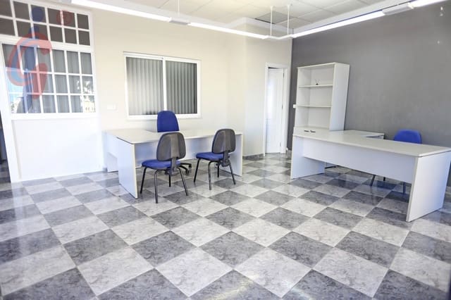 Commerciale in vendita in Las Viñas, Guardamar del Segura - 129.000 € (Rif: 6023592)