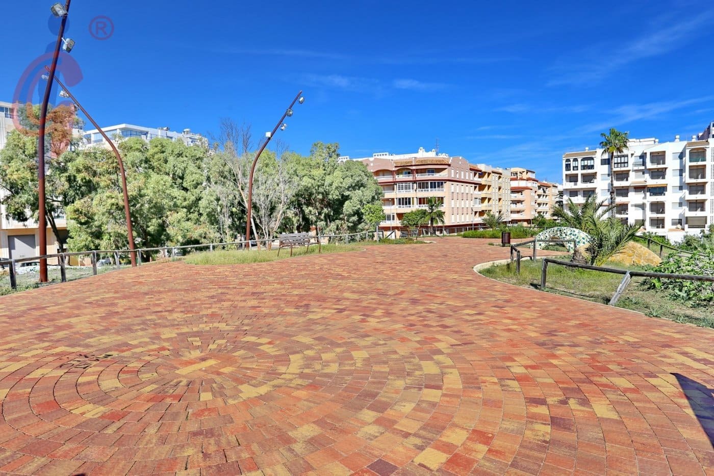 Commerciale in vendita in Guardamar del Segura - 129.000 € (Rif: 6023592)
