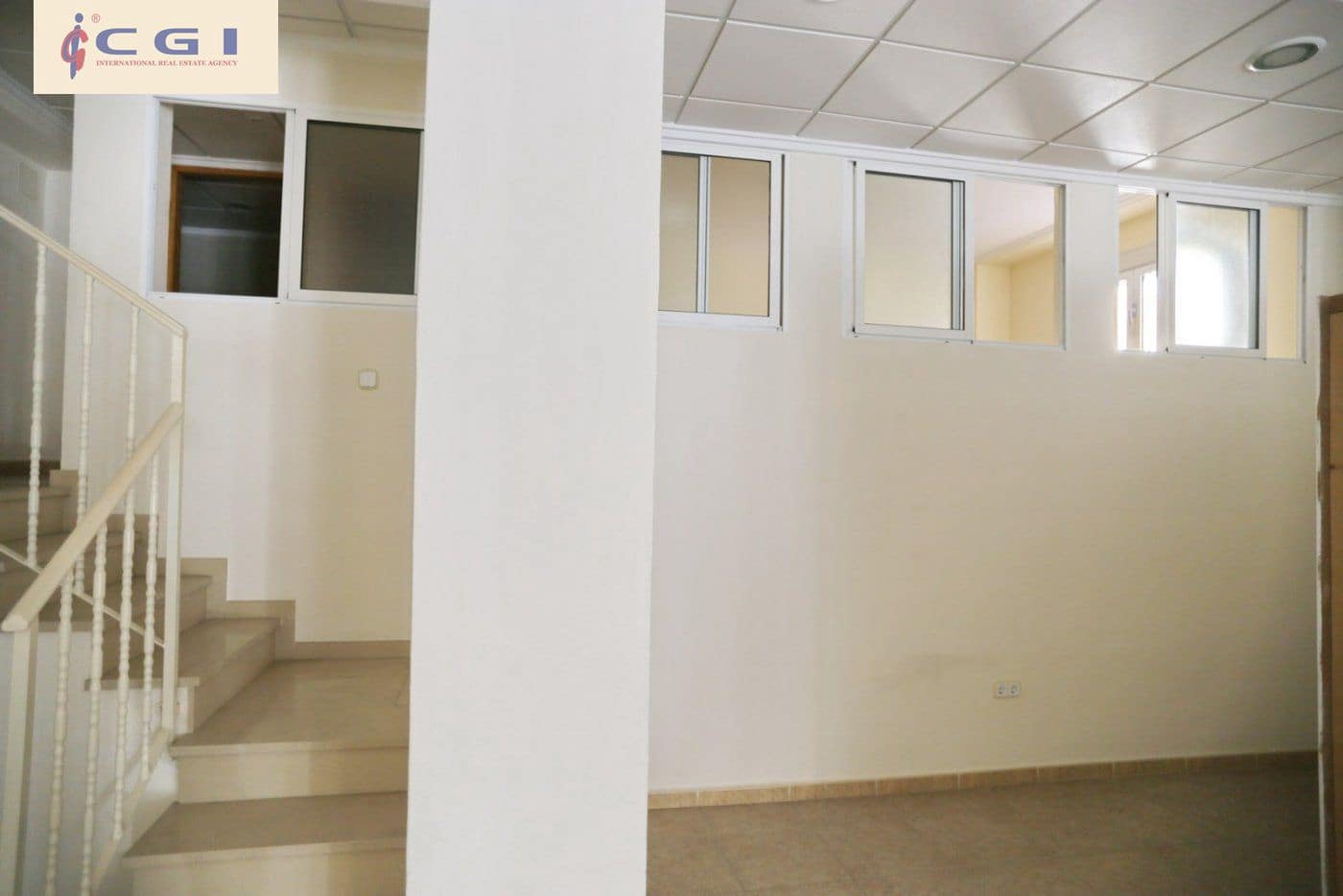 Kommersiell til salgs i Guardamar del Segura - € 139 950 (Ref: 6182241)