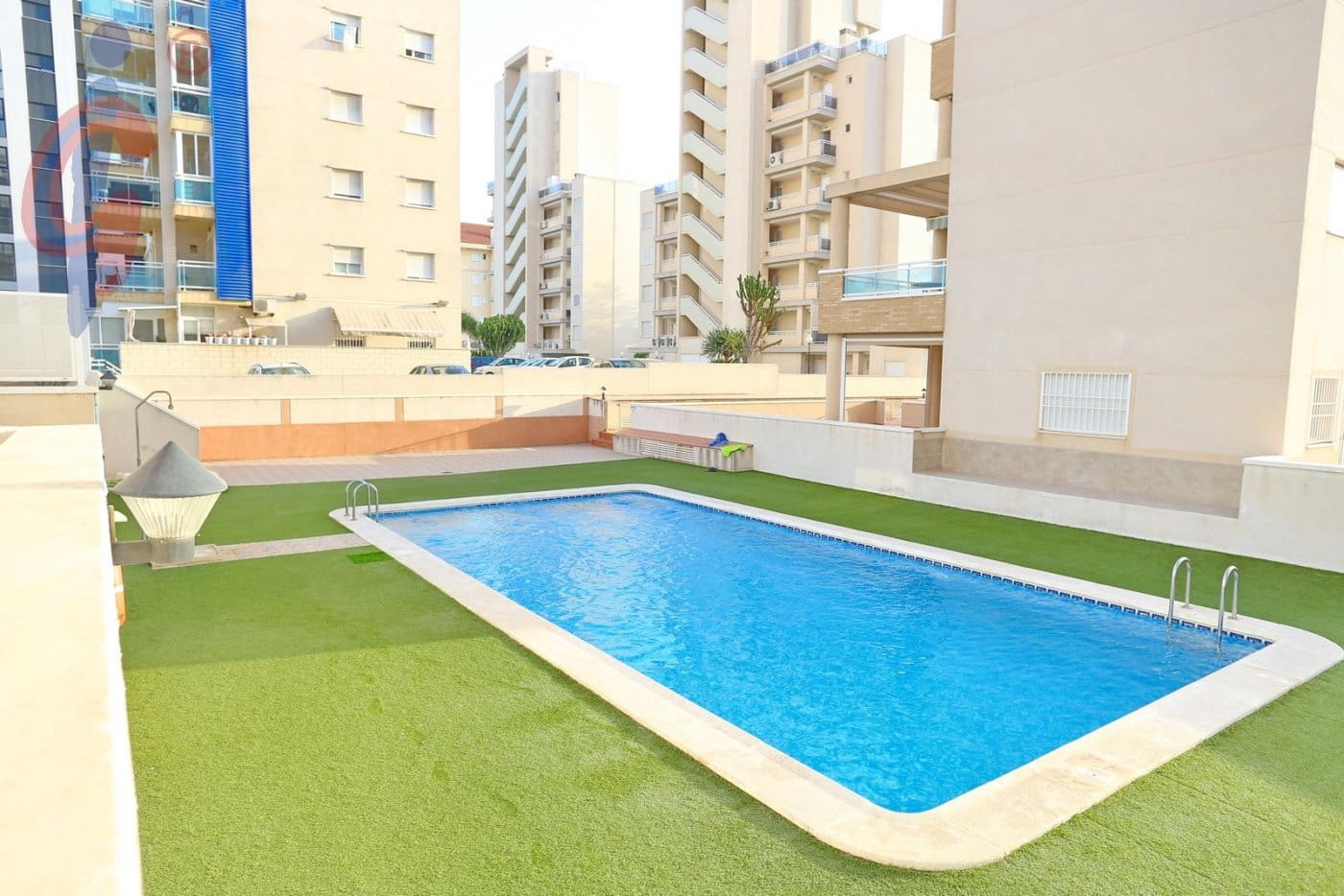 2 bedroom Apartment for sale in Guardamar del Segura with pool garage