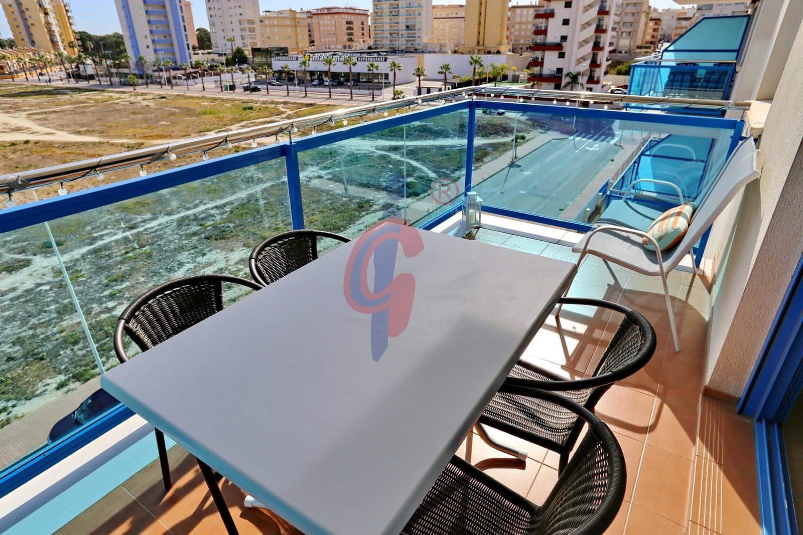 2 quarto Apartamento para venda em Guardamar del Segura com piscina - 149 950 € (Ref: 7463908)