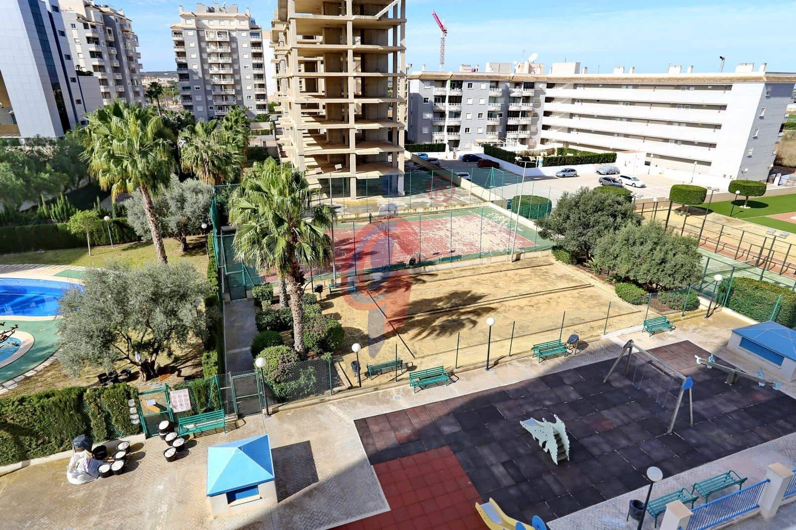 2 quarto Apartamento para venda em Guardamar del Segura com piscina - 149 950 € (Ref: 7463908)