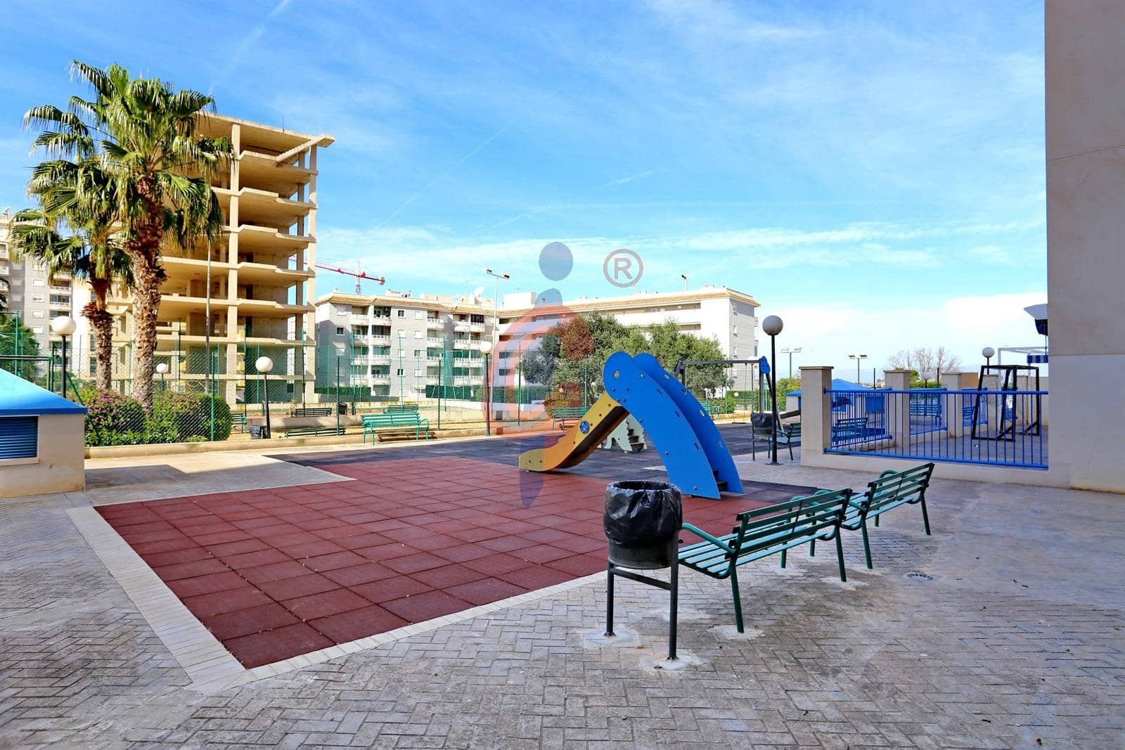 2 quarto Apartamento para venda em Guardamar del Segura com piscina - 149 950 € (Ref: 7463908)