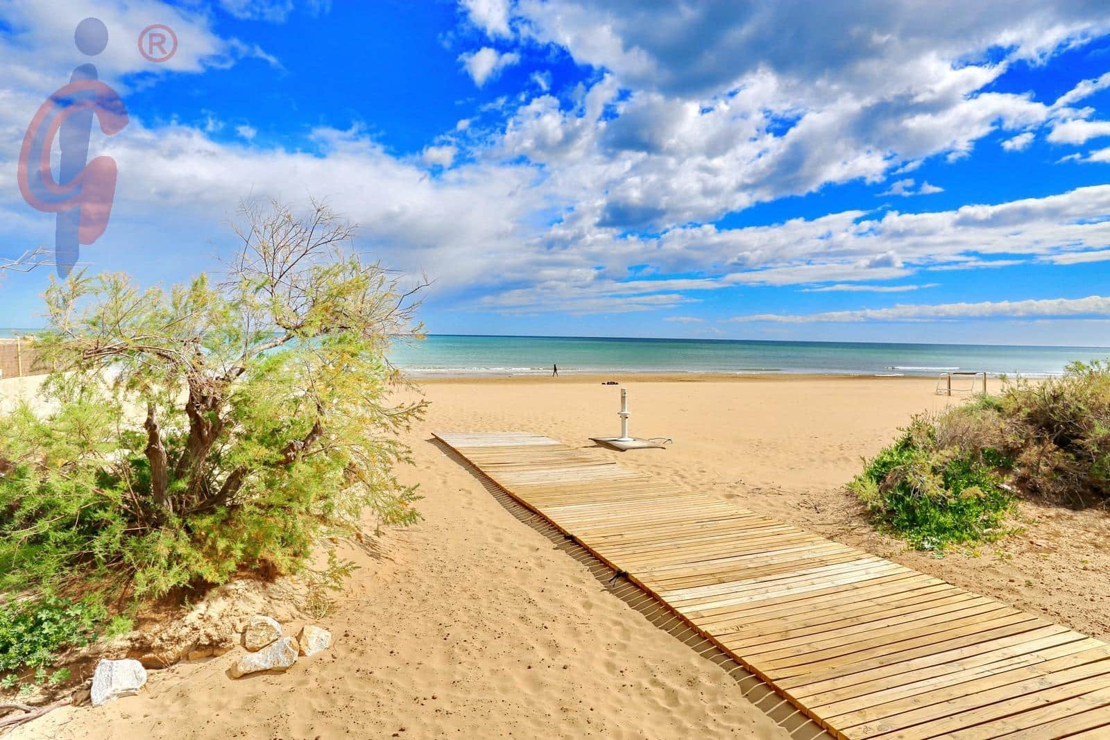 2 quarto Apartamento para venda em Guardamar del Segura com piscina - 149 950 € (Ref: 7463908)