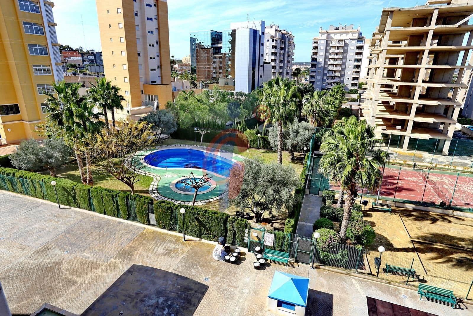 2 quarto Apartamento para venda em Guardamar del Segura com piscina - 149 950 € (Ref: 7463908)