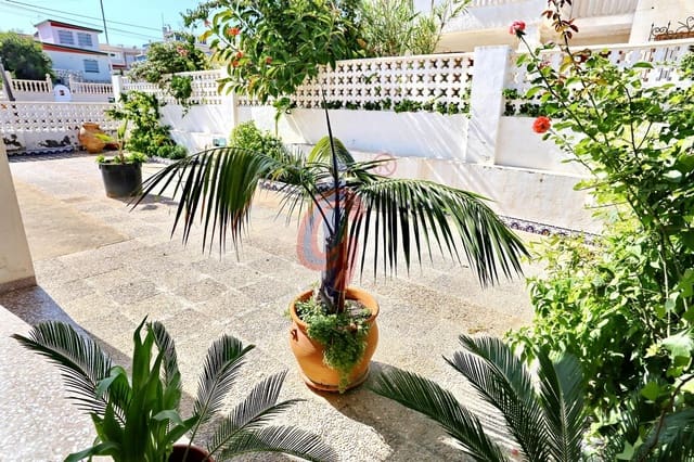 5 camera da letto Villa in vendita in Guardamar Playa, Guardamar del Segura - 1.100.000 € (Rif: 7663718)