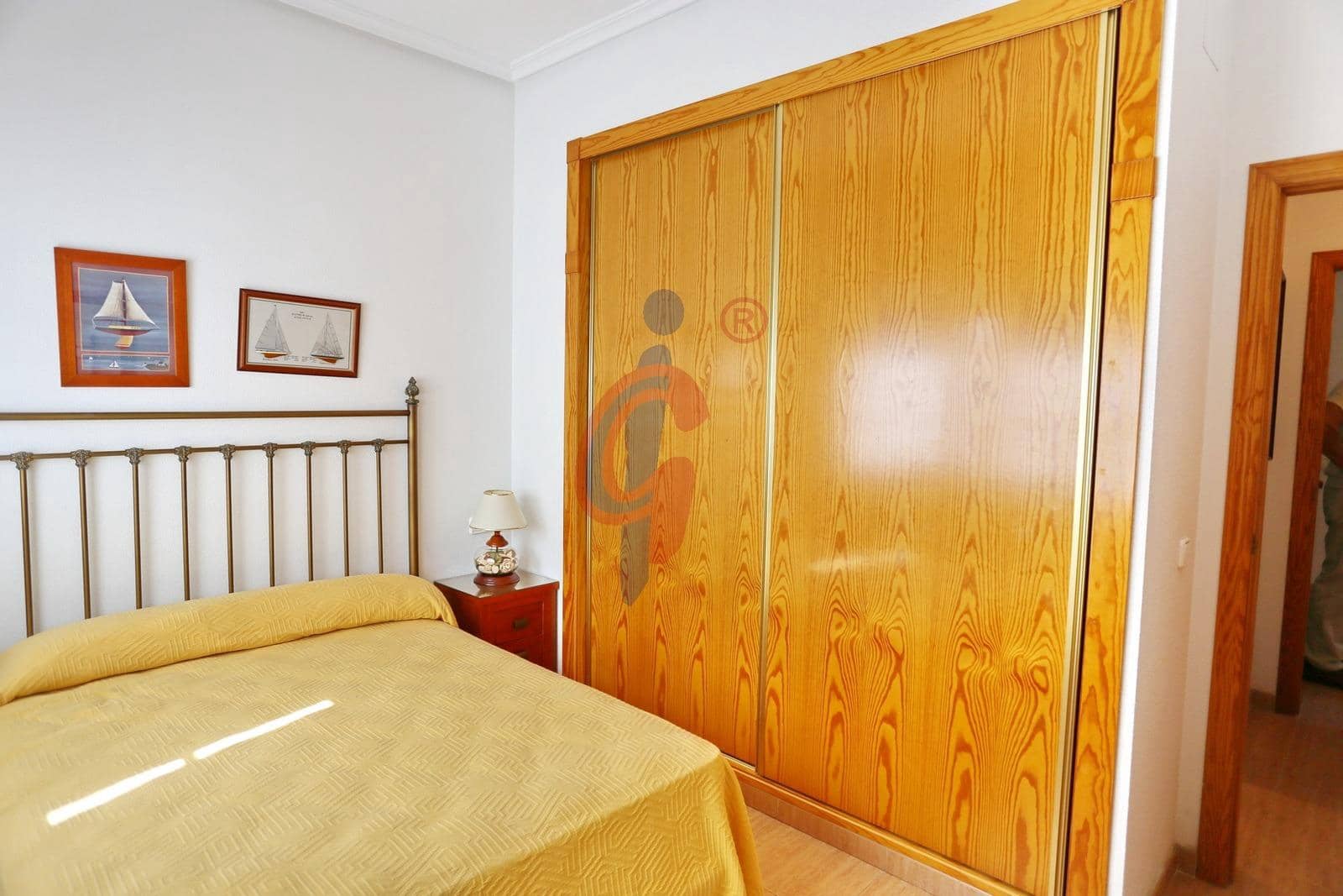 Chalet de 4 habitaciones en La Marina en venta con garaje - 550.000 € (Ref: 7737597)