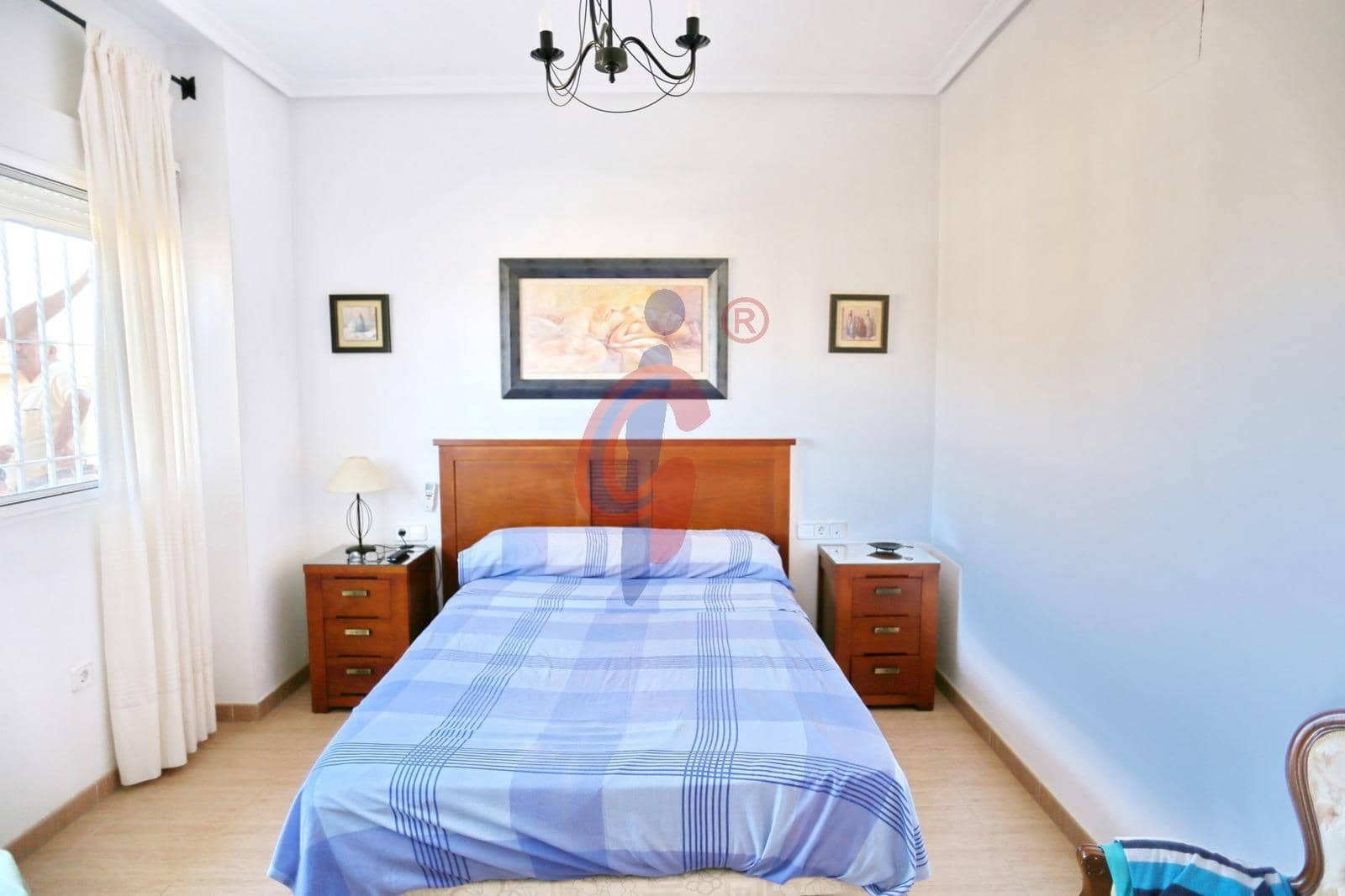 Chalet de 4 habitaciones en La Marina en venta con garaje - 550.000 € (Ref: 7737597)