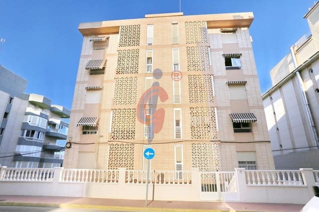 3 soveværelse Lejlighed til salg i Guardamar Playa, Guardamar del Segura med garage - € 184.995 (Ref: 7757002)