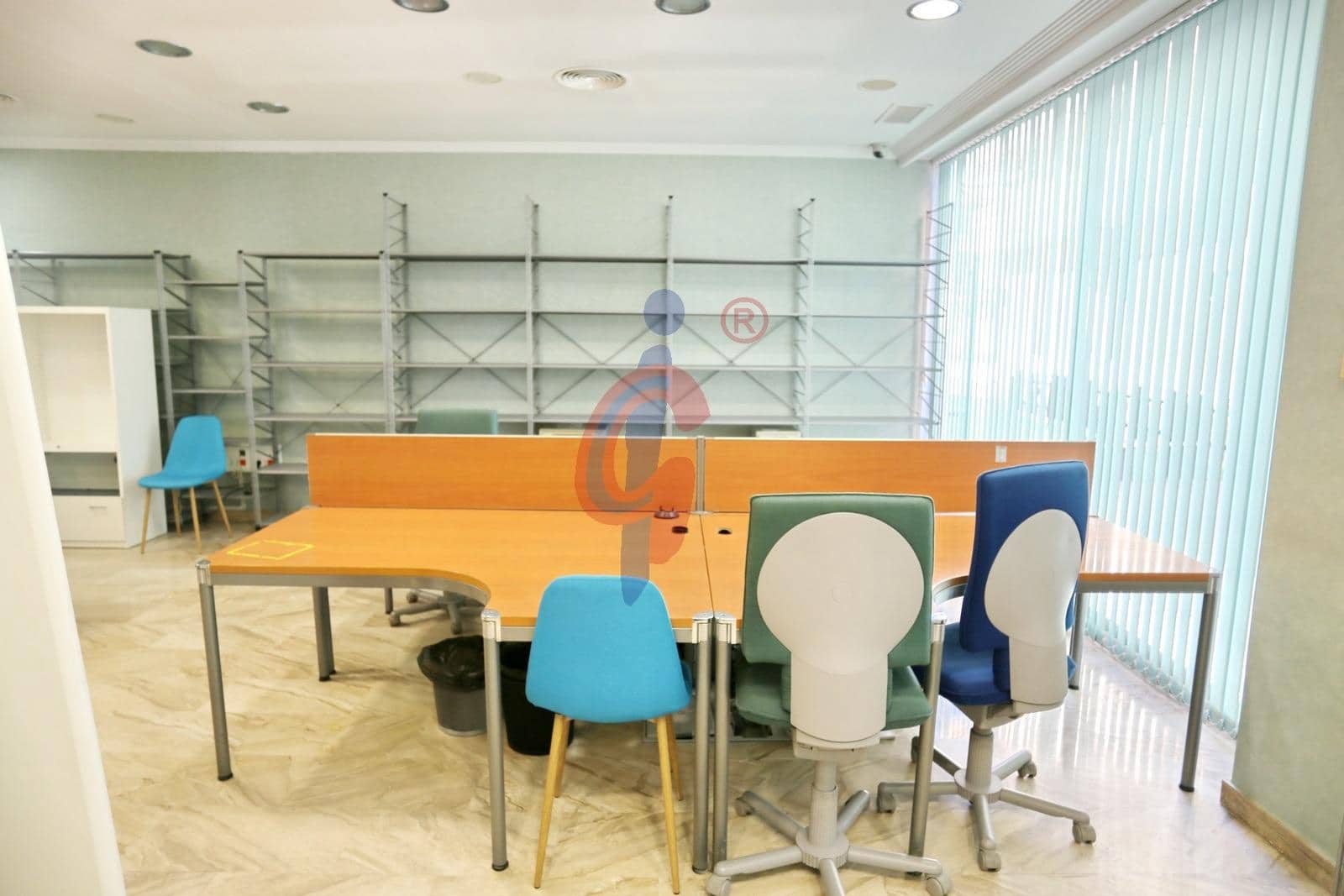 Commercieel te koop in Guardamar del Segura - € 420.000 (Ref: 8006398)