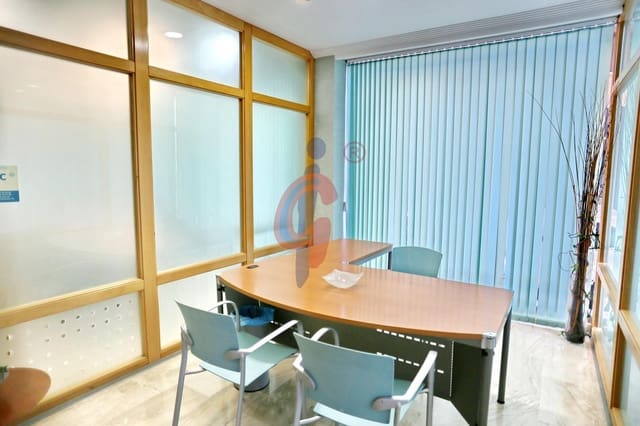 Gewerbe zu verkaufen in Zona Pueblo, Guardamar del Segura - 420.000 € (Ref: 8006398)