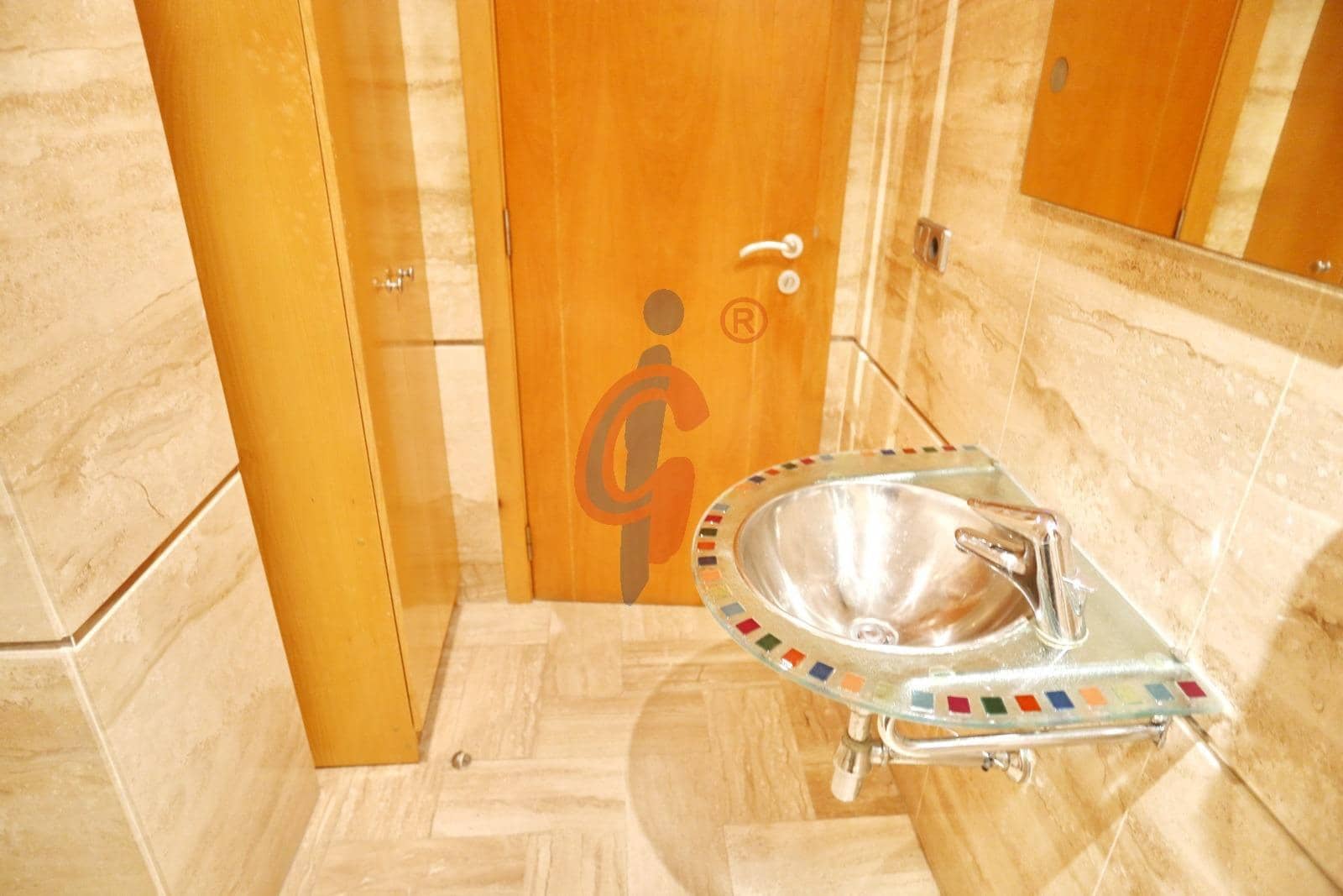 Kommersiell til salgs i Guardamar del Segura - € 420 000 (Ref: 8006398)