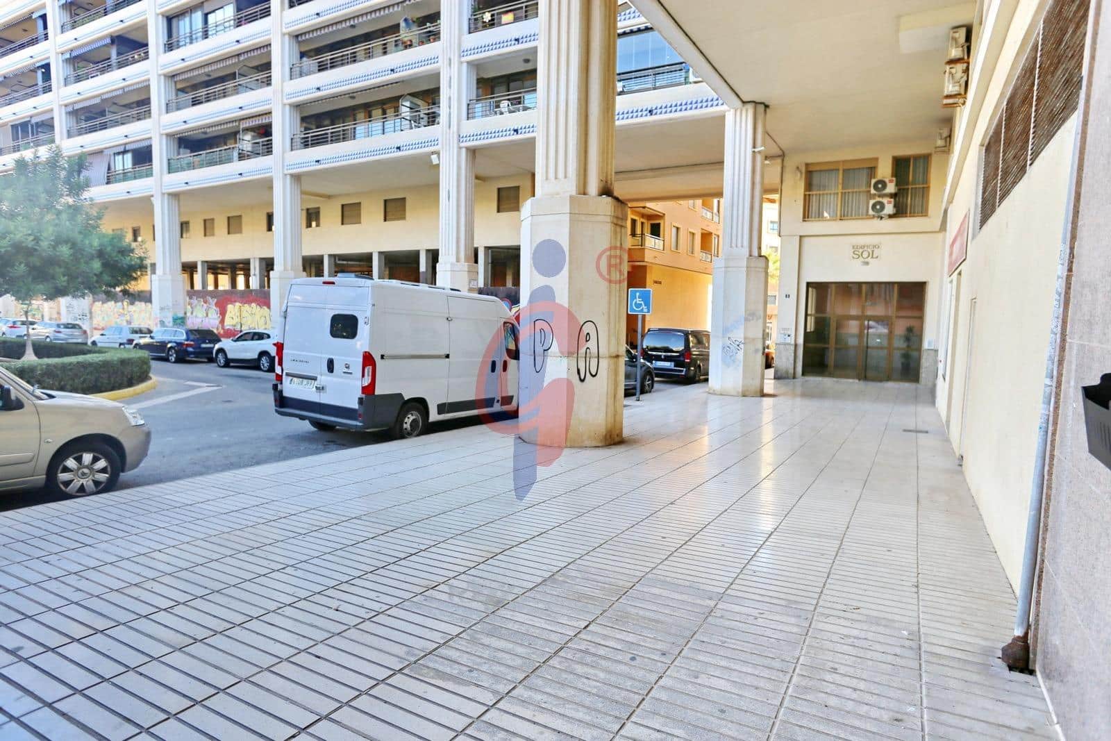 Kommersiell til salgs i Guardamar del Segura - € 420 000 (Ref: 8006398)