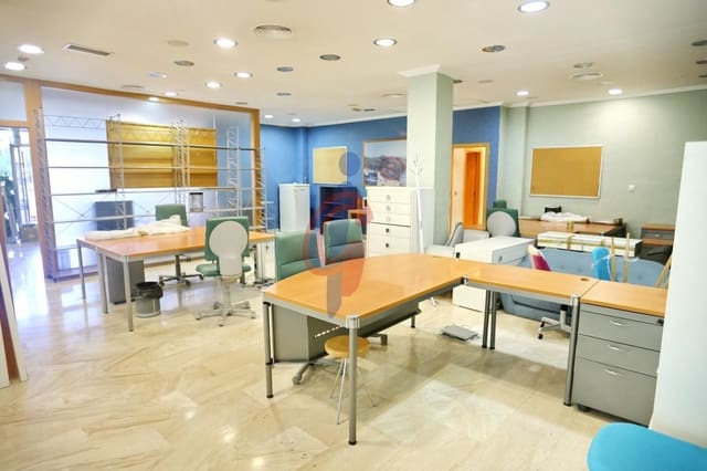 Kommersiell til salgs i Zona Pueblo, Guardamar del Segura - € 420 000 (Ref: 8006398)