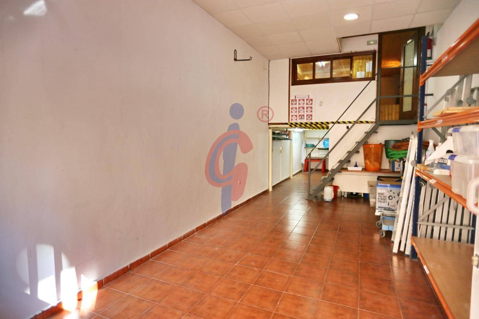 Kommersiell til salgs i Guardamar del Segura - € 71 000 (Ref: 8142816)