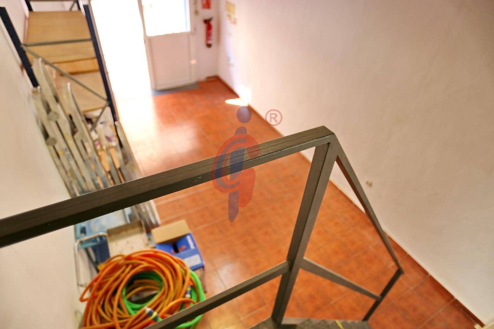 Kommersiell til salgs i Guardamar del Segura - € 71 000 (Ref: 8142816)