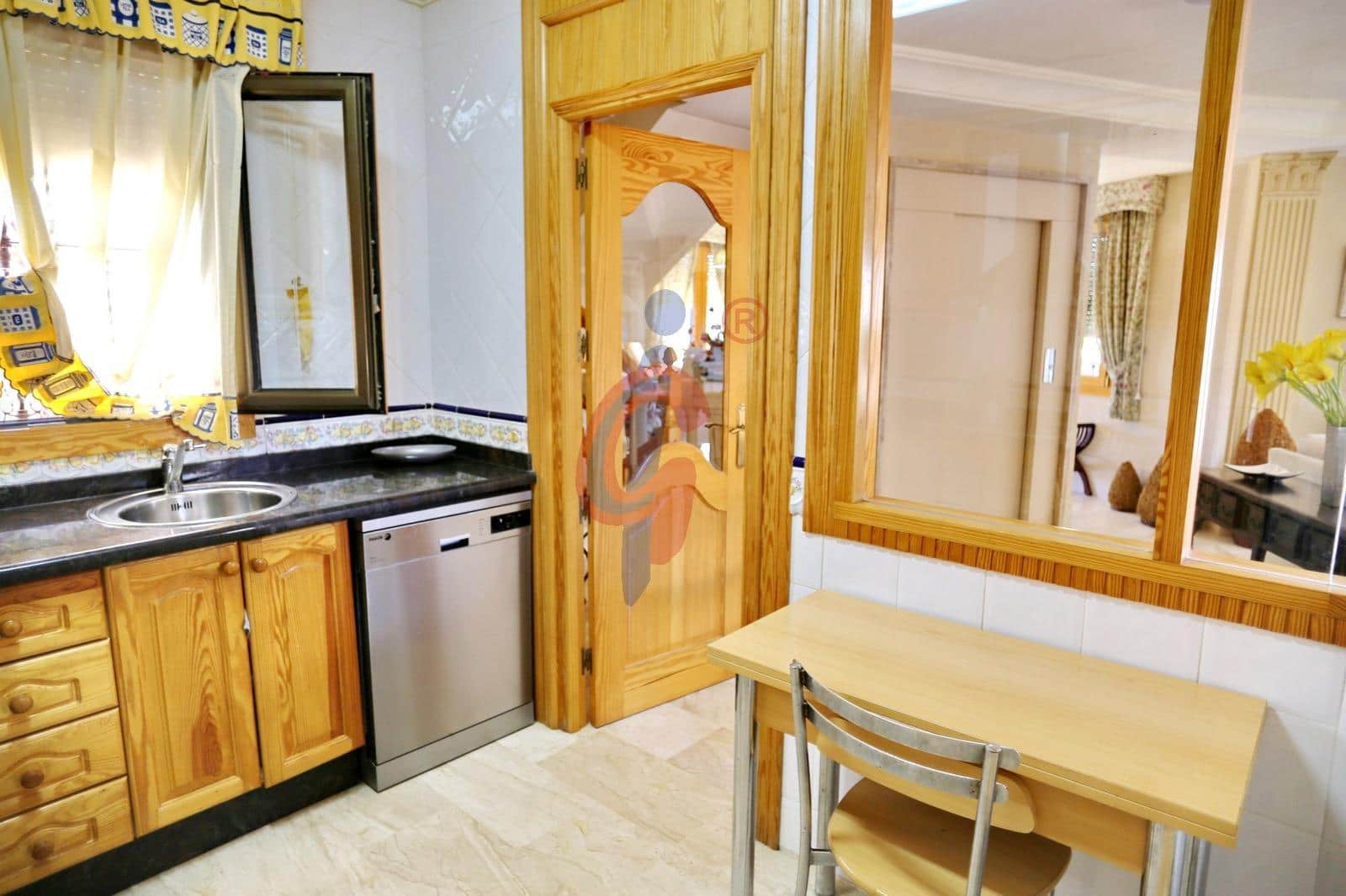 5 soveværelse Villa til salg i Guardamar del Segura med swimmingpool garage - € 595.000 (Ref: 8411346)