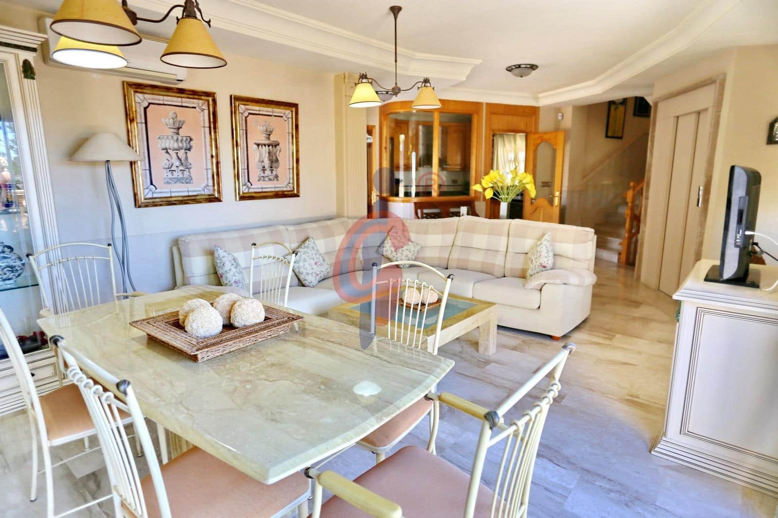 5 soveværelse Villa til salg i Guardamar del Segura med swimmingpool garage - € 595.000 (Ref: 8411346)