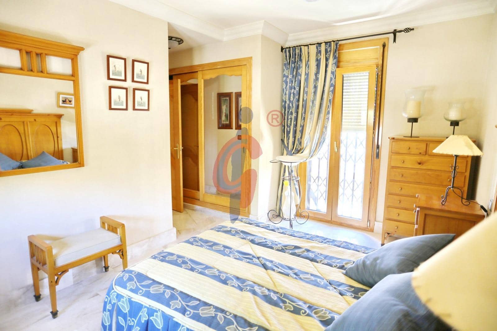 5 soveværelse Villa til salg i Guardamar del Segura med swimmingpool garage - € 595.000 (Ref: 8411346)