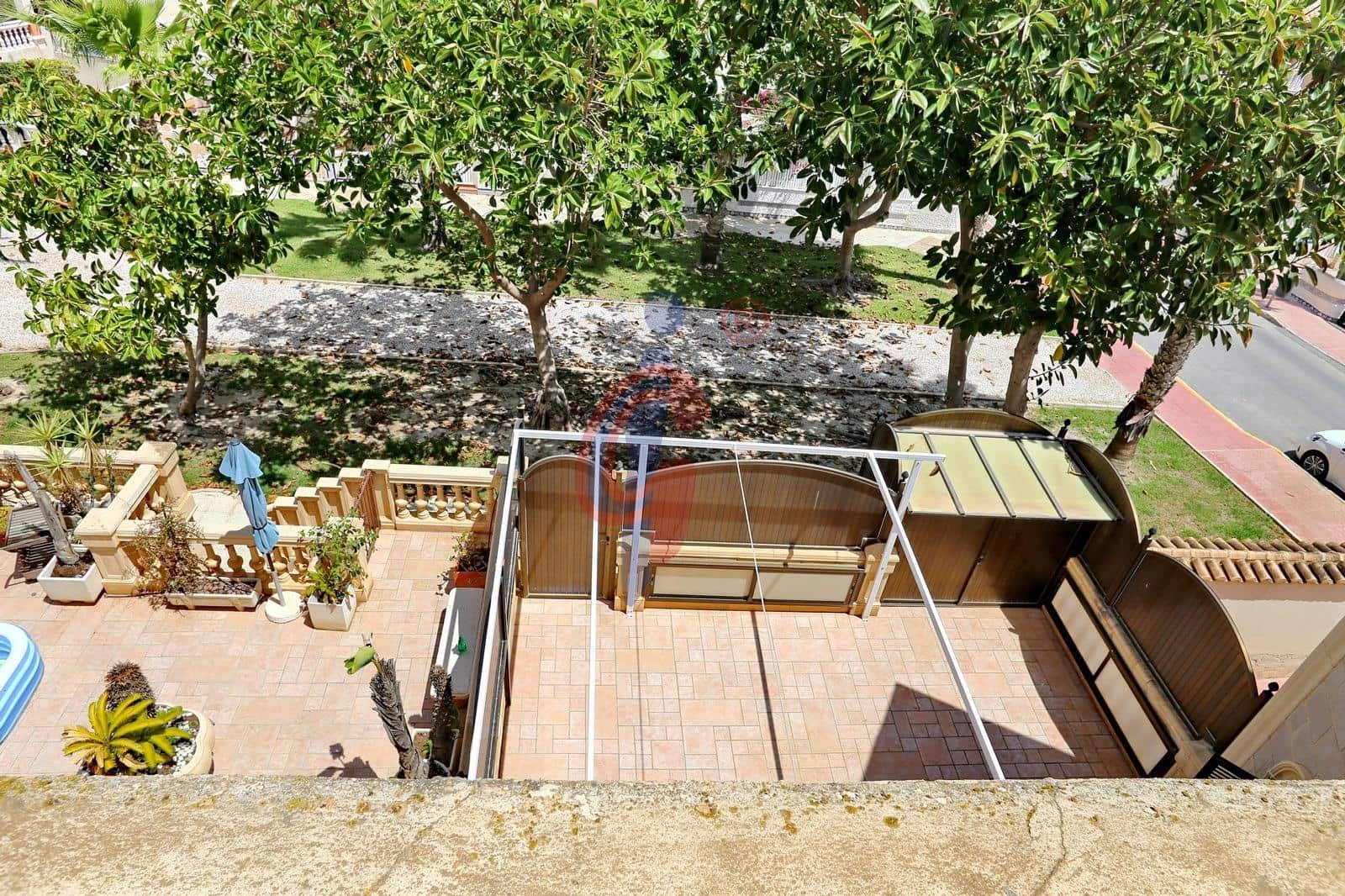 5 Zimmer Villa zu verkaufen in Guardamar del Segura mit Pool Garage - 595.000 € (Ref: 8411346)