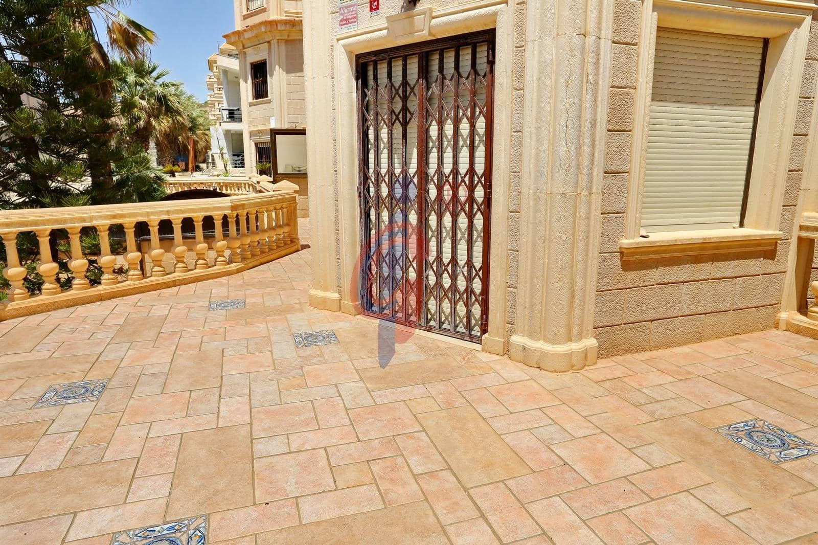 5 Zimmer Villa zu verkaufen in Guardamar del Segura mit Pool Garage - 595.000 € (Ref: 8411346)