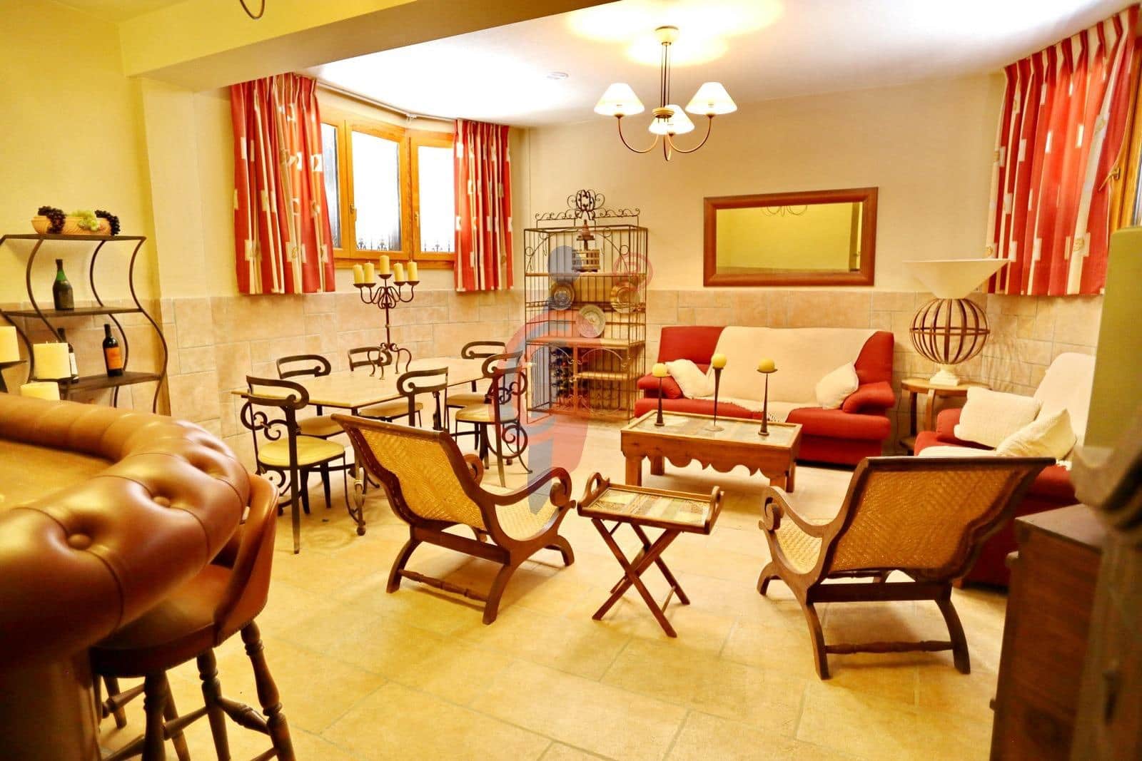 5 quarto Moradia para venda em Guardamar del Segura com piscina garagem - 595 000 € (Ref: 8411346)