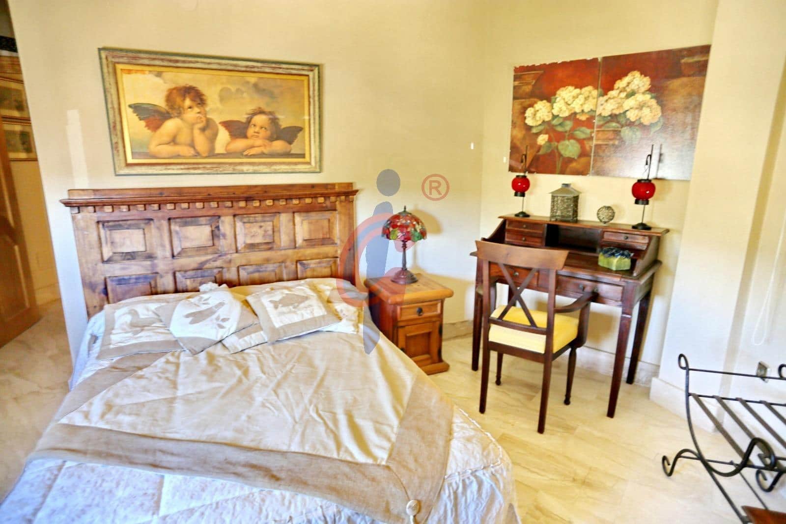 5 quarto Moradia para venda em Guardamar del Segura com piscina garagem - 595 000 € (Ref: 8411346)
