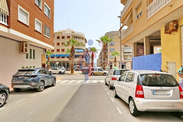 Garage for sale in Zona Pueblo, Guardamar del Segura - € 10,900 (Ref: 8432553)