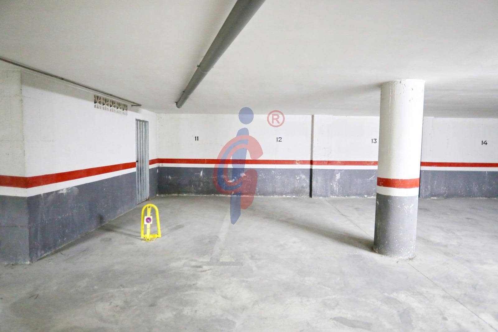 Garage til salg i Guardamar del Segura - € 10.900 (Ref: 8432553)