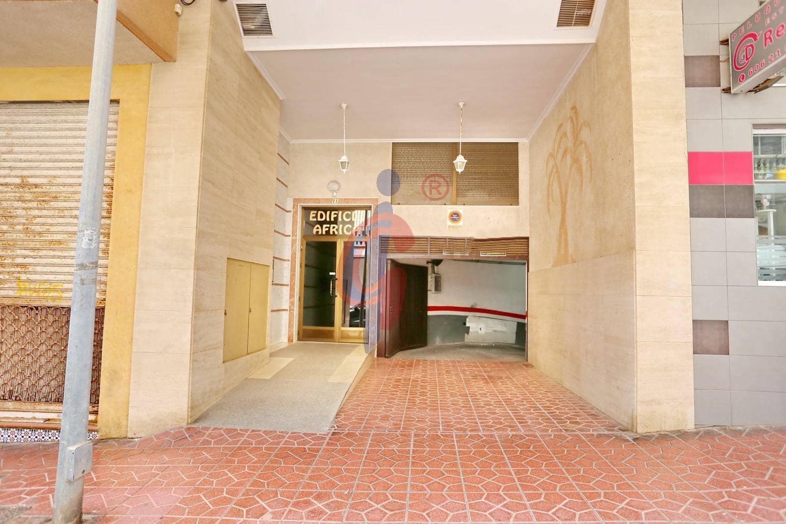 Garage til salg i Guardamar del Segura - € 10.900 (Ref: 8432553)