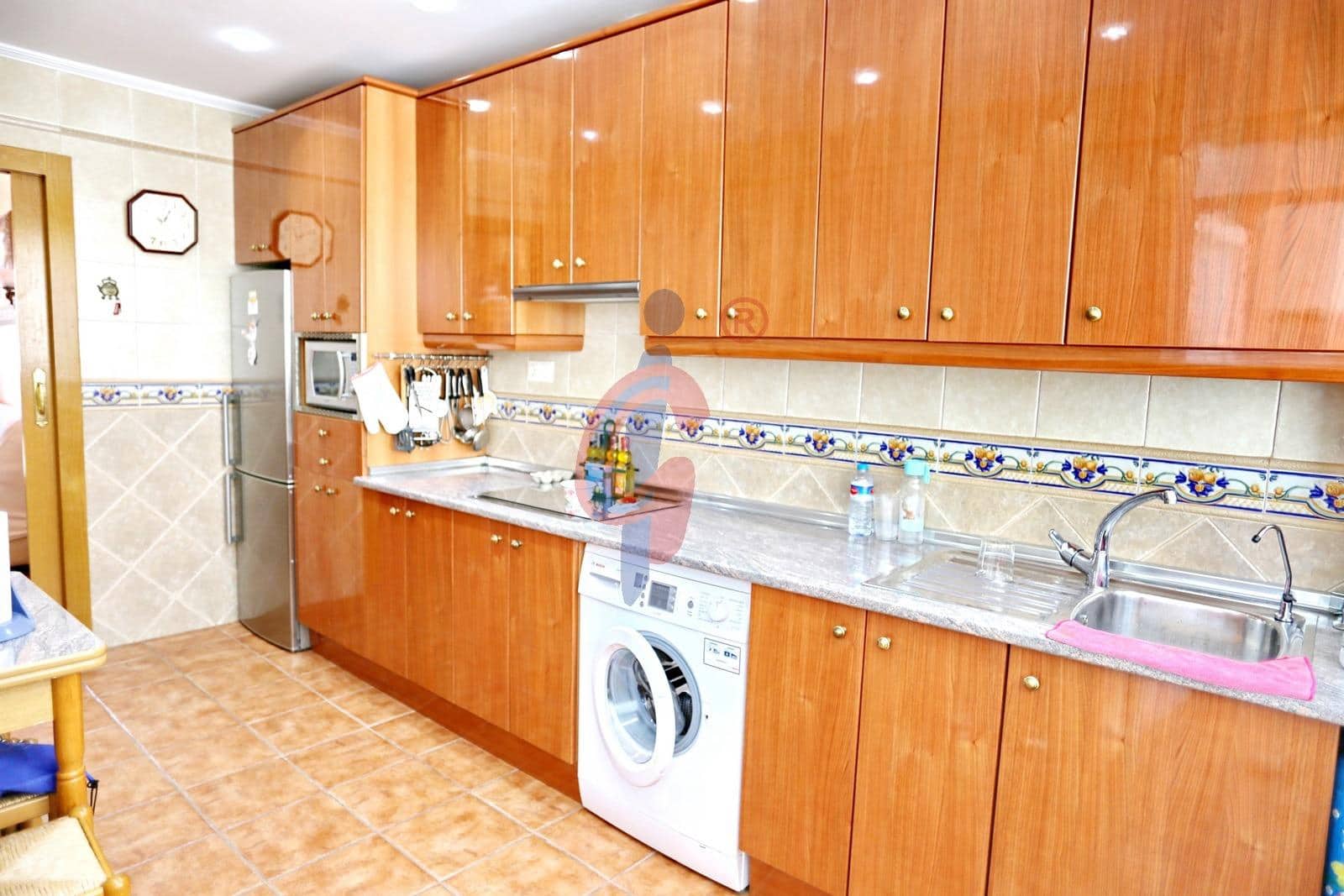 3 bedroom Apartment for sale in Guardamar del Segura - € 149,995 (Ref: 8476257)