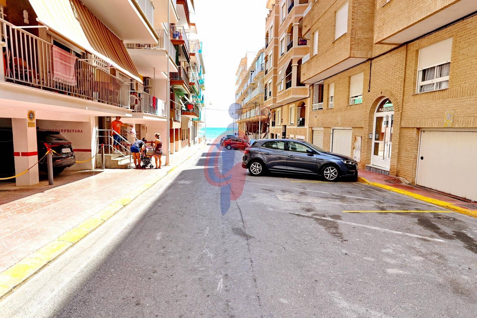 3 bedroom Apartment for sale in Guardamar del Segura - € 149,995 (Ref: 8476257)