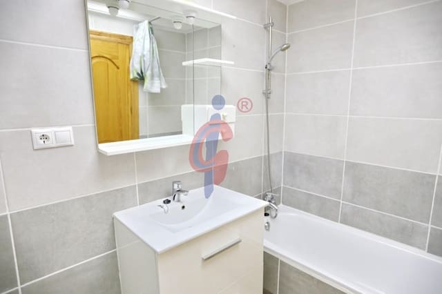 3 Zimmer Apartment zu verkaufen in El Moncayo, Guardamar del Segura mit Pool - 239.000 € (Ref: 8484724)