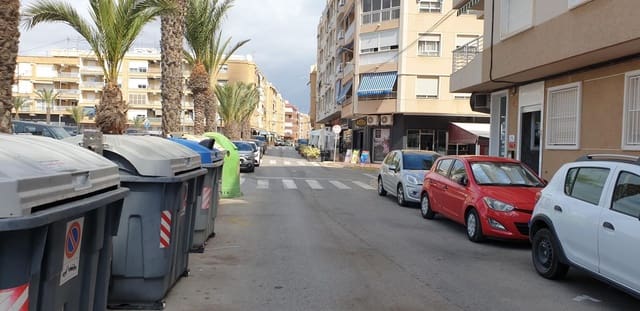 Garage for sale in Las Viñas, Guardamar del Segura - € 11,000 (Ref: 8542171)