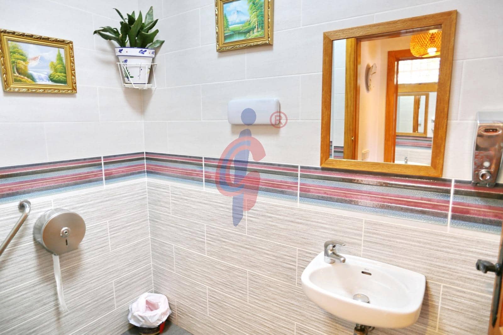 Negocio en La Marina en venta - 160.000 € (Ref: 8557418)