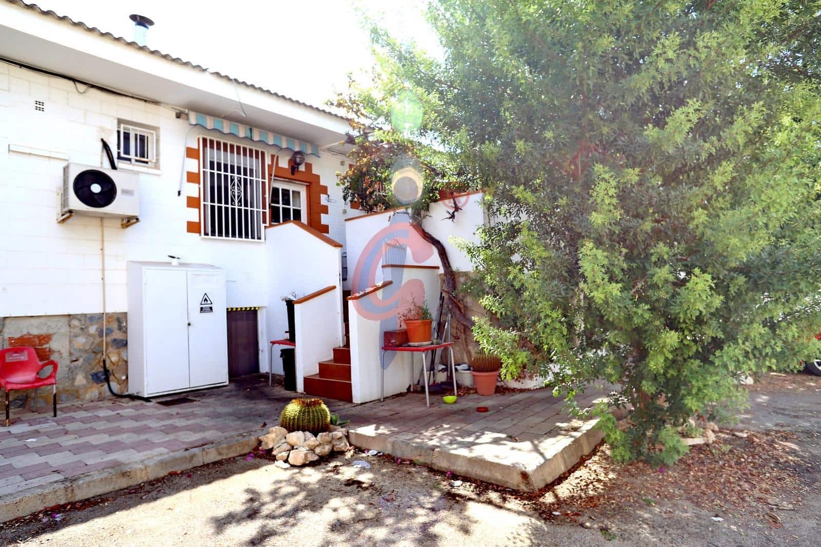 Kommersiell til salgs i La Marina - € 160 000 (Ref: 8557418)