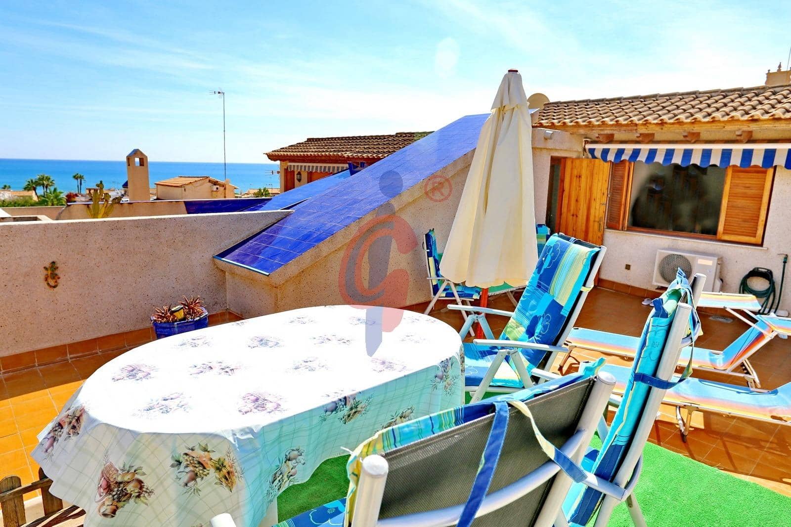 3 soveværelse Penthouse til salg i Guardamar del Segura med swimmingpool garage - € 229.000 (Ref: 8568300)