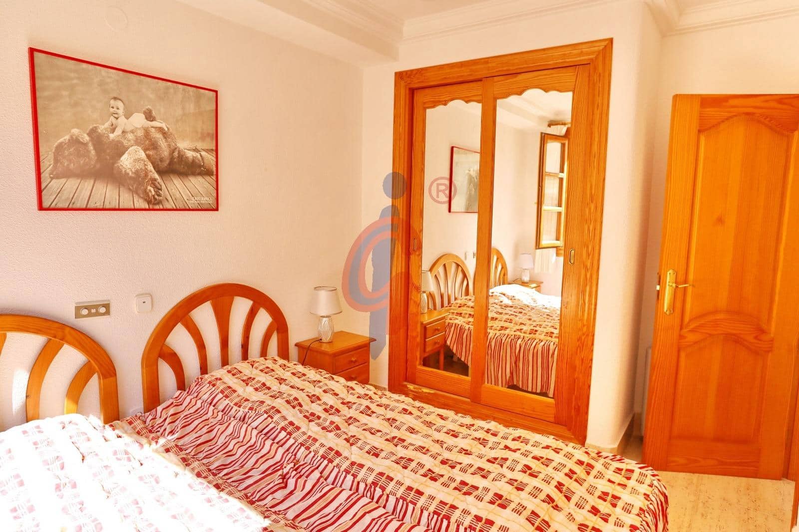 3 bedroom Penthouse for sale in Guardamar del Segura with garage - € 229,000 (Ref: 8568300)